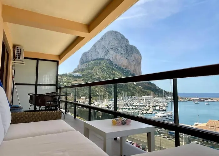 Sicht Auf Ifach, Hafen Und Апартаменты *