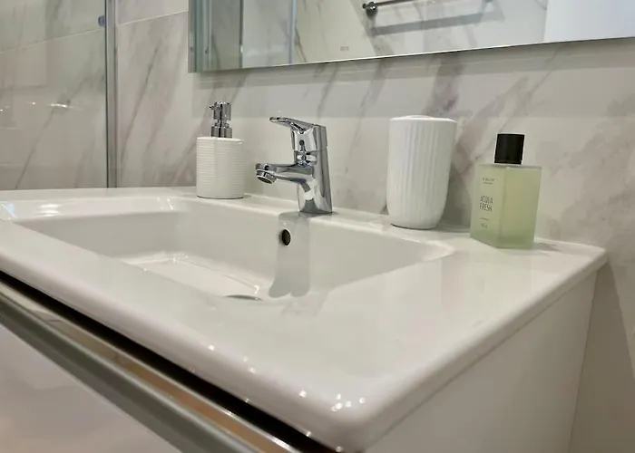 Appartement Sicht Auf Ifach, Hafen Und